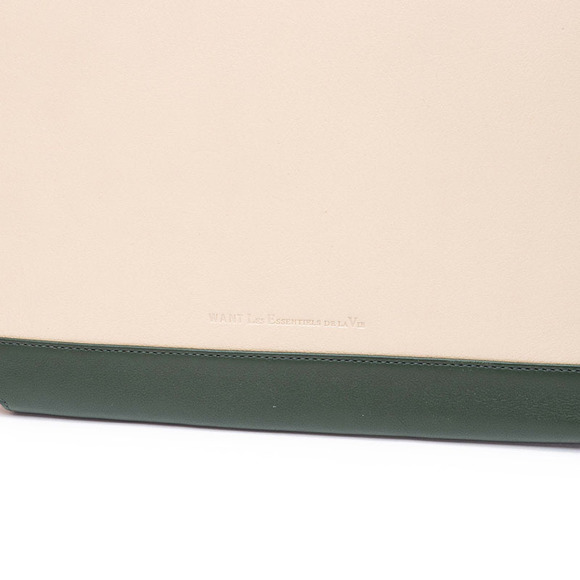 Want Les Essentiels De La Vie Cases Women size 26X20 Wheat - Picture 2 of 5